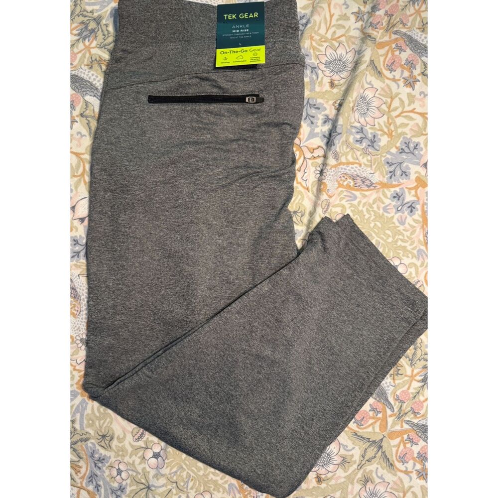 Tek Gear On-The-Go Ankle Mid-Rise Straight Active Pants (Size L)
